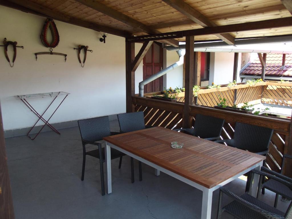 Penzion restaurace U Racaku Frymburk Exteriér fotografie